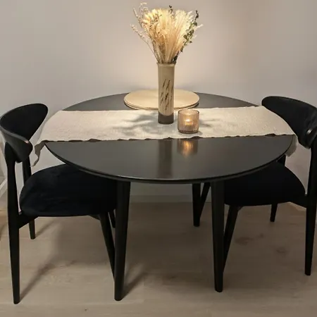 아파트 Bratislava, Sadba Family Apartment, Balcony, Free Parking, Airport 1km, Old Town 8km *